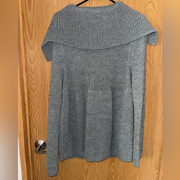 Currants Sweater - Picture 3 of 3